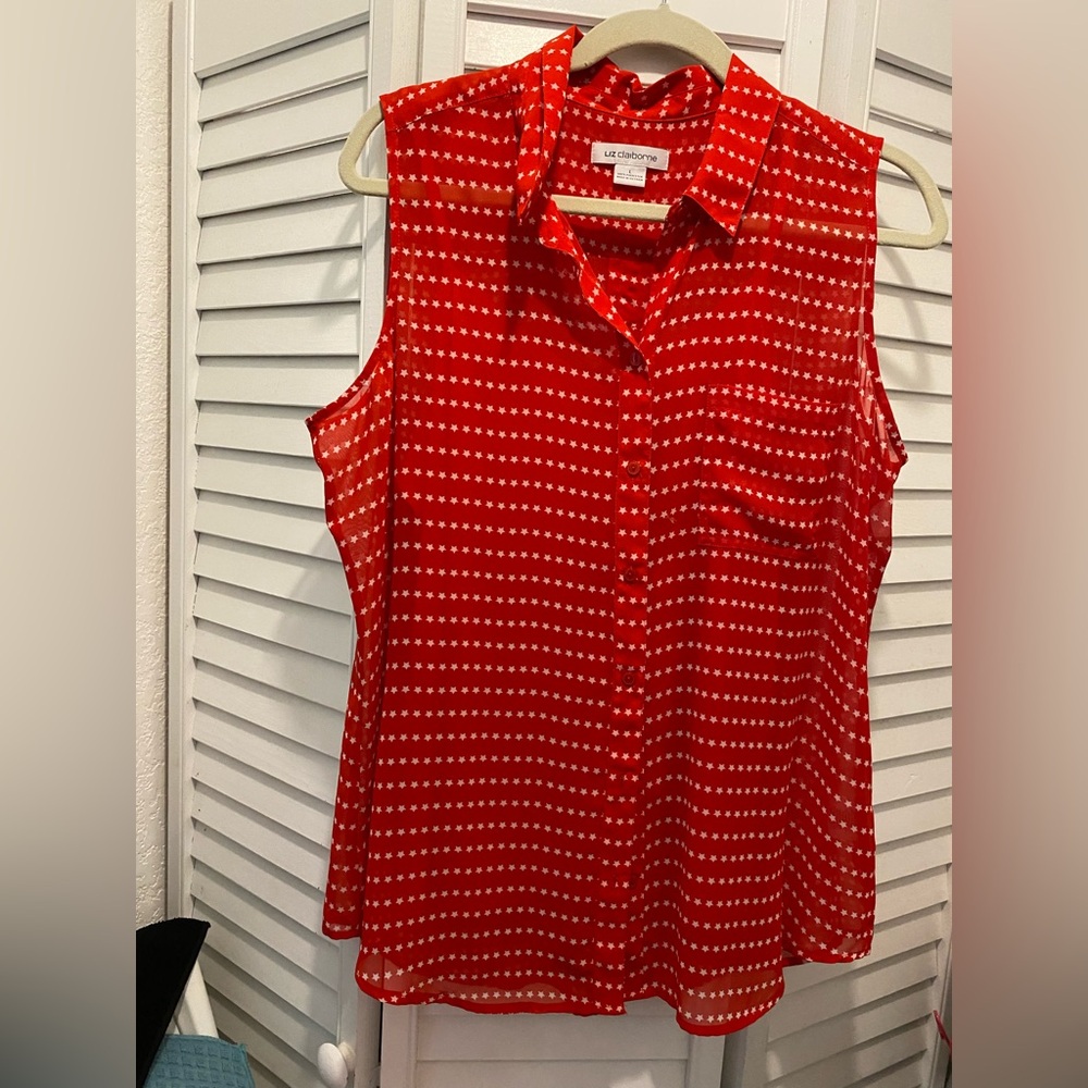 Liz Claiborne Layered “Sleeveless Top” Size L Red/White Stars Button Up EUC